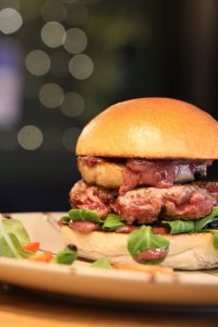 Ô Chalet - Restaurant de burgers aux Gets | Street Food depuis 2014