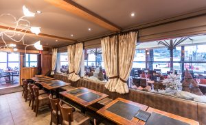 Le Bellevue - Restaurant traditionnel aux Gets | Saveurs de saison