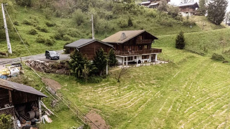 Pretty chalet in La Côte d’Arbroz