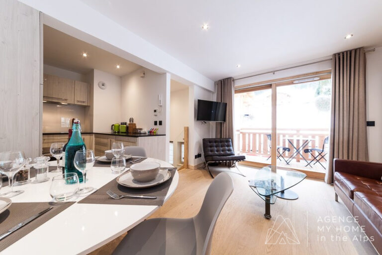 Bright Duplex in Central Morzine