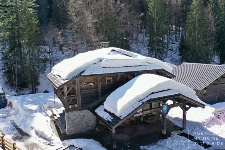 Ski in ski out chalet