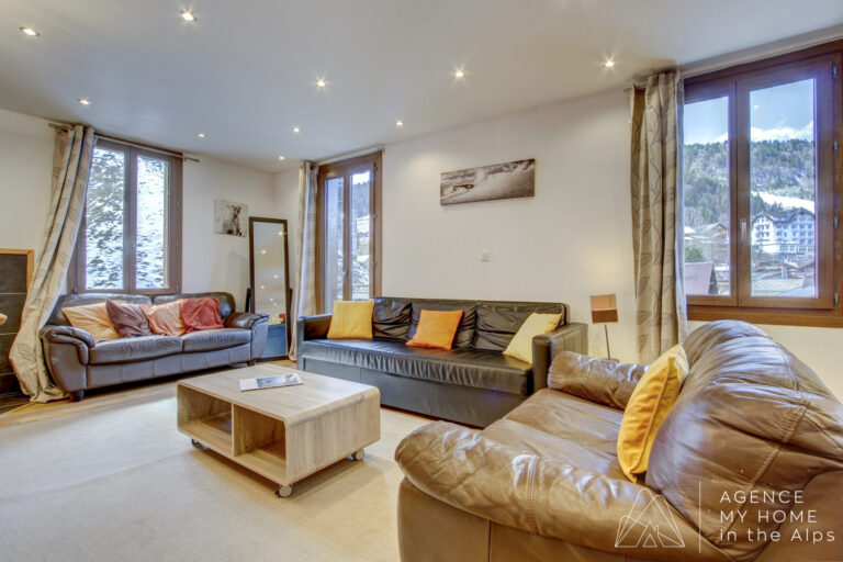 Bright 2-bedroom apartment in the heart of Morzine