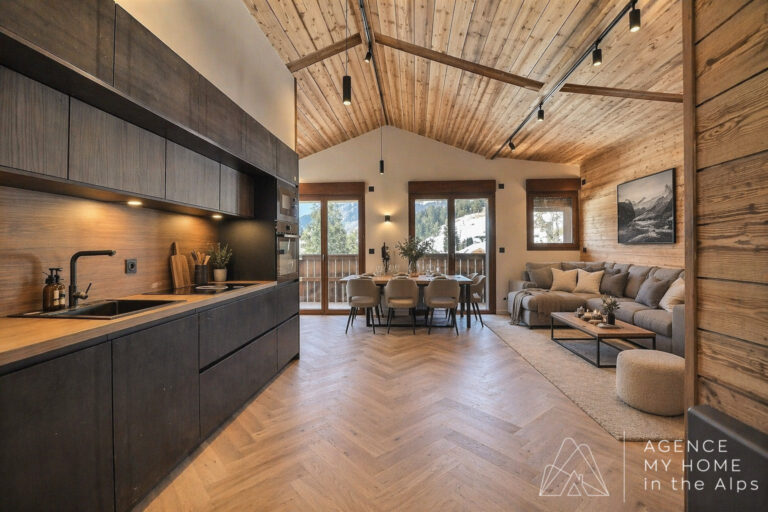 Charming fully renovated 2-bedroom apartment